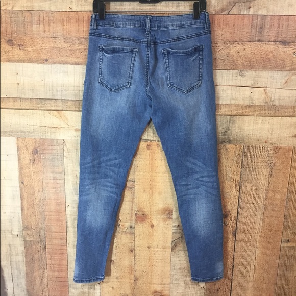 Forever 21 Jeans - Picture 4 of 5